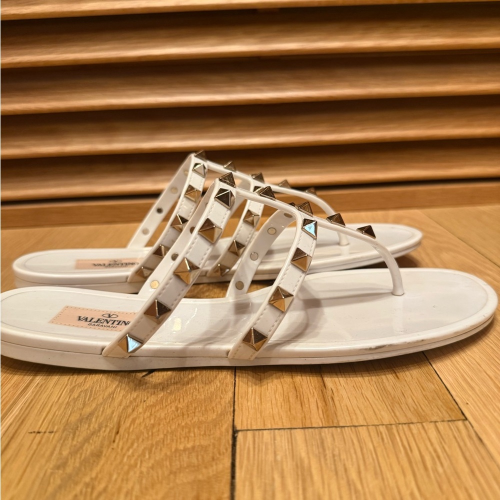 Valentino Garavani White Rockstud Jelly Sandals